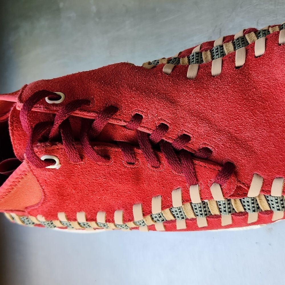 NIKE Air Footscape Woven Chuka Knit Red Suede Sneakers Size 11. - Picture 2 of 11